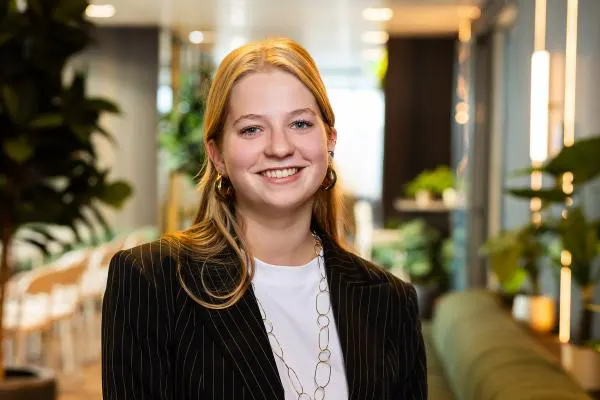 Portret van Ann-Lynne Bouwman, Consultant