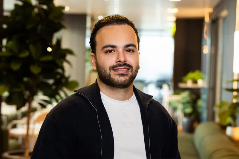 Portret van Avand Sabri, Partner (Accountant, MSc)